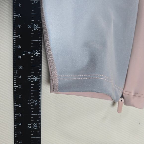 Nike High Rise Epic Lux Tight Fit Running Division Leggings in Pink Size Large - Picture 6 of 9